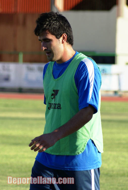 Jos� Antonio durante su primer entrenamiento en Puertollano